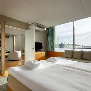 https://first-hotel-g.gothenburg-hotel.com