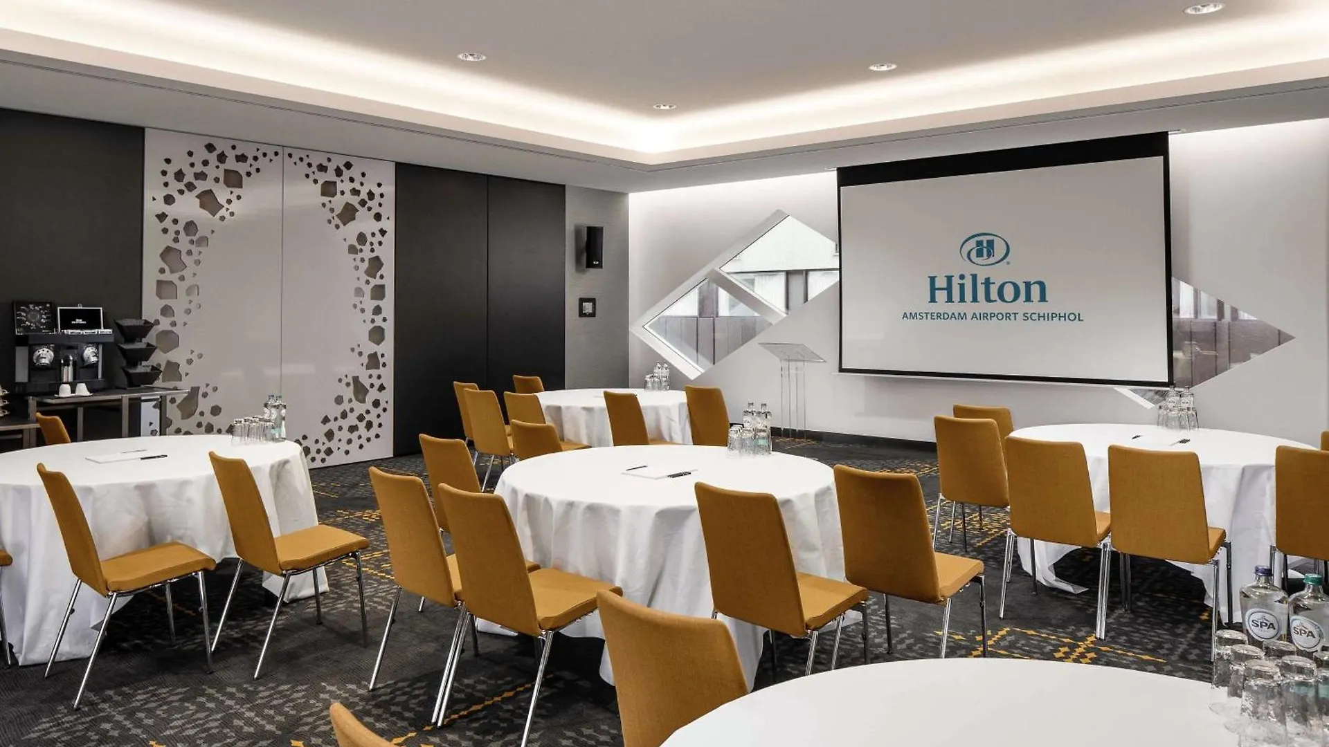 Hilton Amsterdam Airport Schiphol Hotel Netherlands